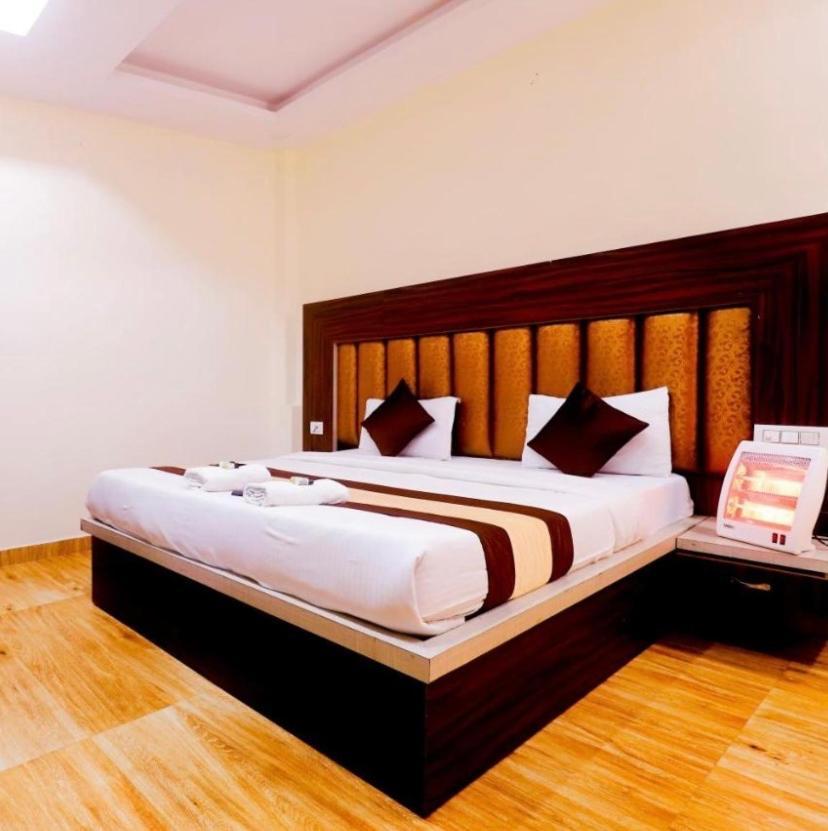 Vedantam Hotel Haridwar Exterior photo